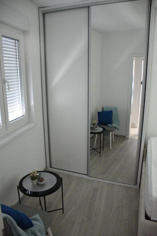 The White Apartment Mostar Exterior photo